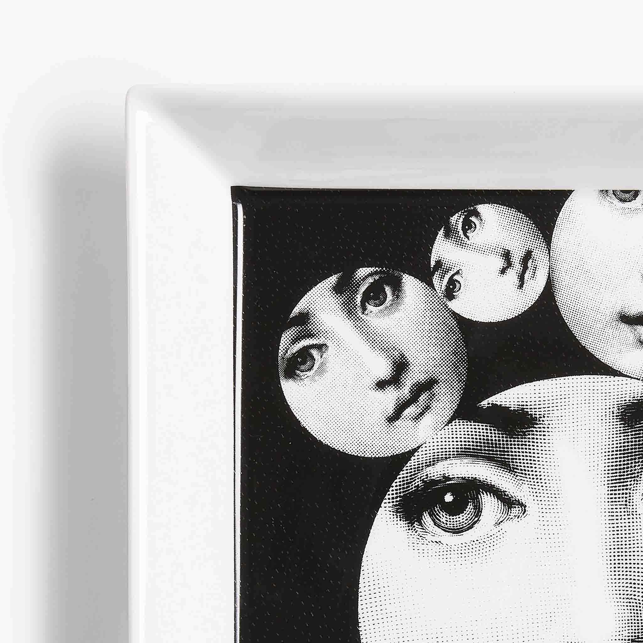 Piatto Quadrato Tema e Variazioni N.242 - FornasettI - Image 4